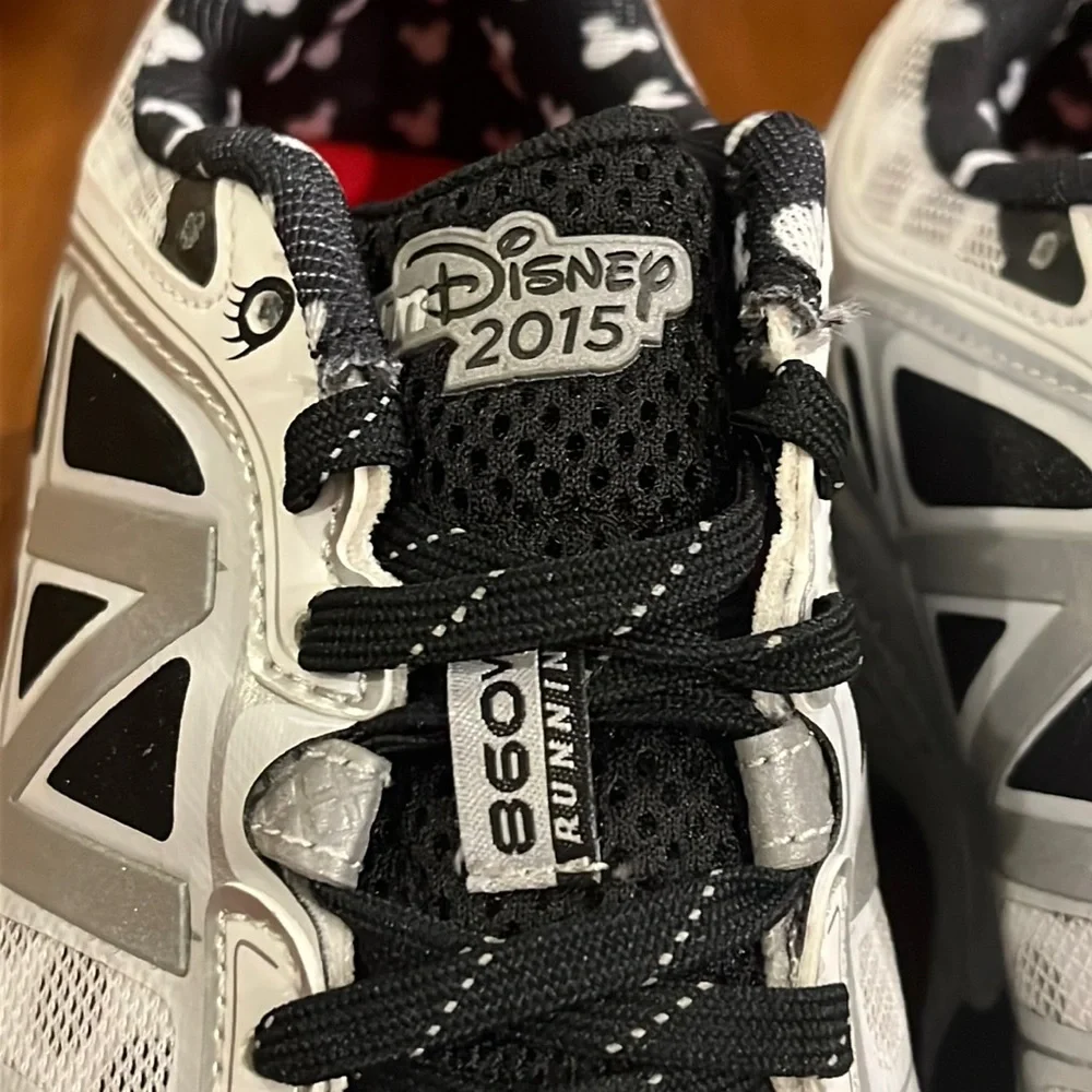 New Balance 860 W860DIS5 Minnie Mouse Run Disney Shoes Sneakers Women’s 5 D Wide